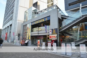 コンビニ　セブンイレブン中野中央３丁目店（コンビニ）まで154m