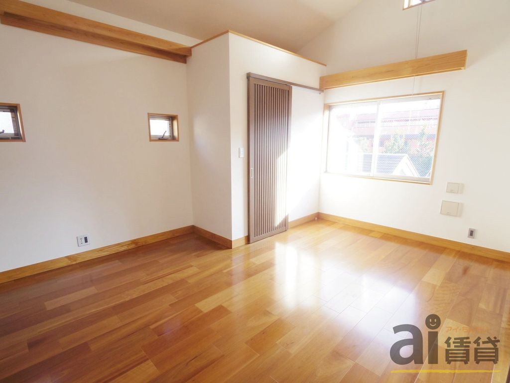 居室・リビング　※別号室写真です。