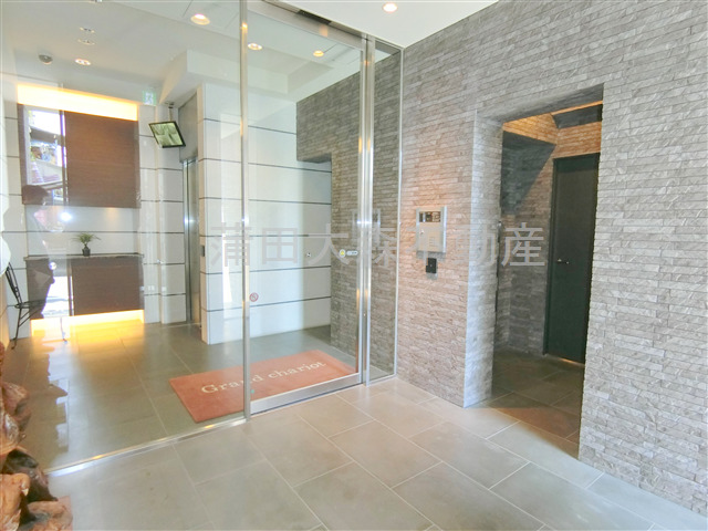 エントランス　TVモニター付オートロック