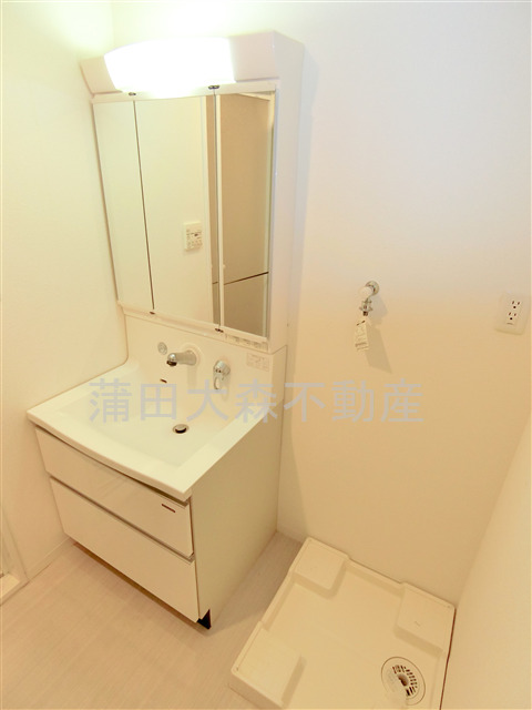 洗面設備　独立洗面台　洗濯機置き場　洗面脱衣所