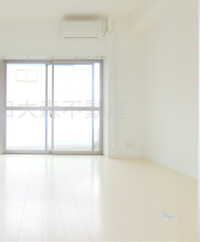 居室・リビング　南向きの洋室7.7帖　ウォークインクローゼット付！