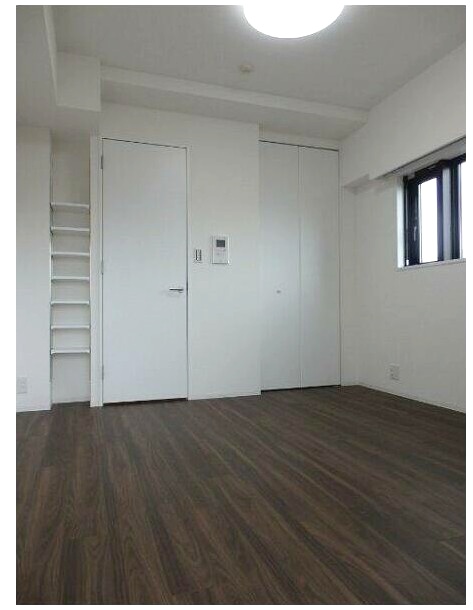 居室・リビング　開放感のあるゆったりとしたお部屋です♪