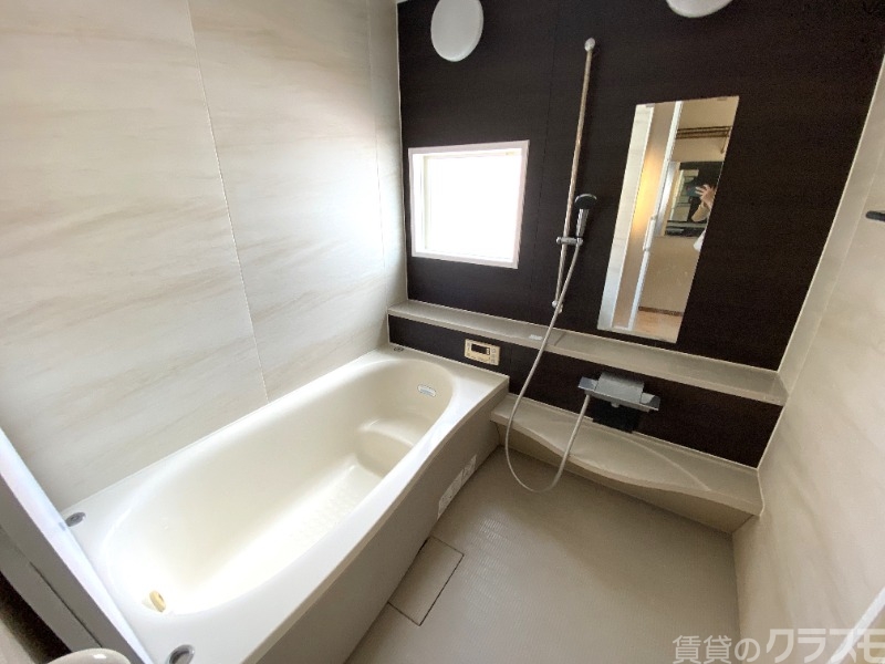 バス・シャワールーム　お風呂も広いんですよー