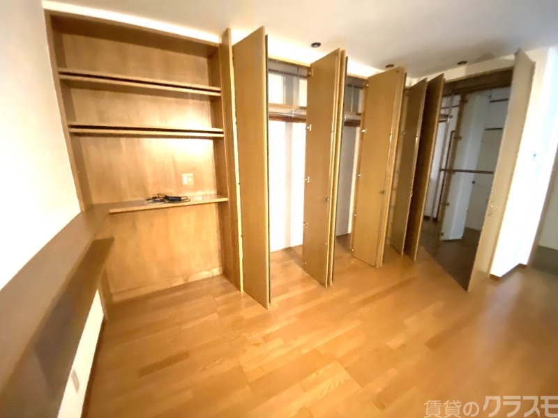 収納　収納付き洋室です。