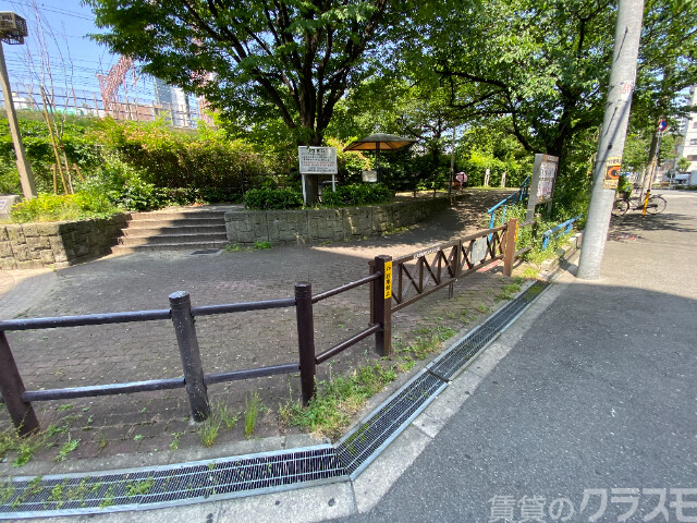 公園　塚本駅前公園（公園）まで42m