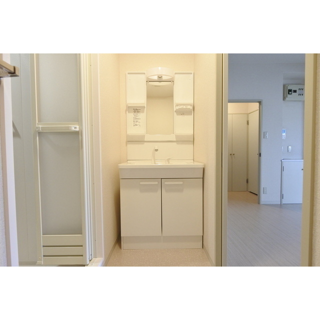 洗面設備　独立洗面台あり