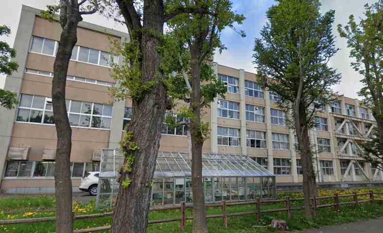 中学校　北栄中（中学校）まで249m