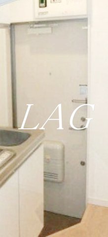 玄関　玄関です。