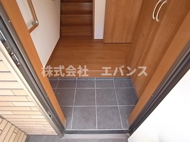 玄関　明るい玄関です