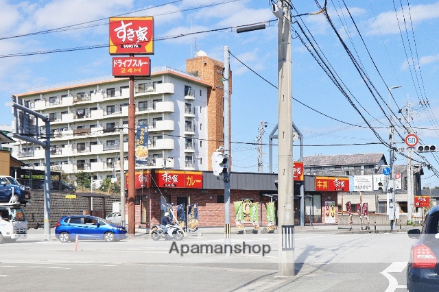 飲食店　すき家徳島大原店（飲食店）まで1112m