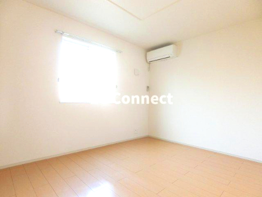 その他　洋室にもエアコン付きです。