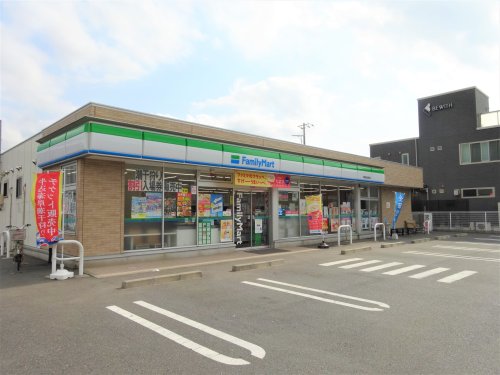 コンビニ　ファミリーマート 木更津金田東店（コンビニ）まで283m