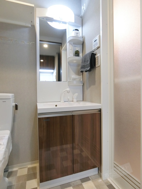 洗面設備　モデルルームのお写真です