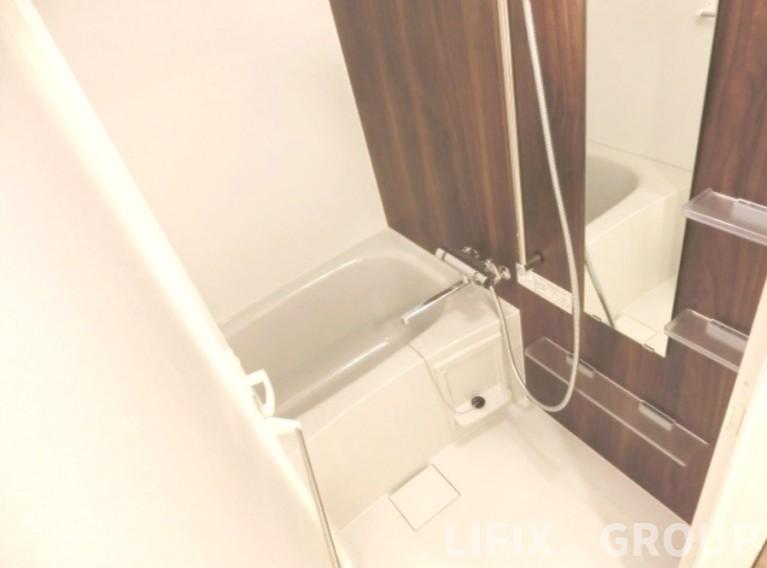 バス・シャワールーム　風呂