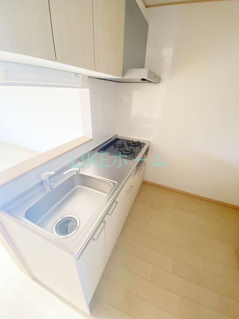 キッチン　バルコニー