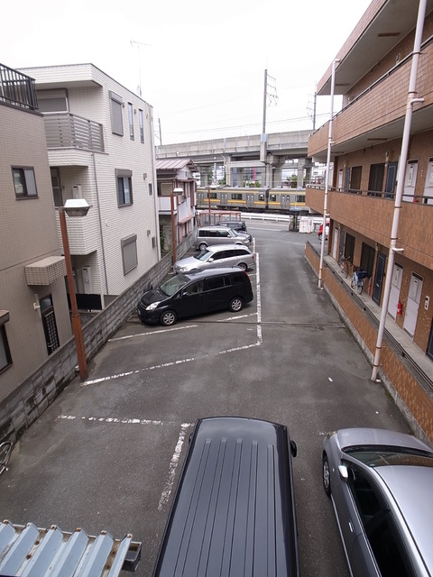 駐車場　敷地内駐車場