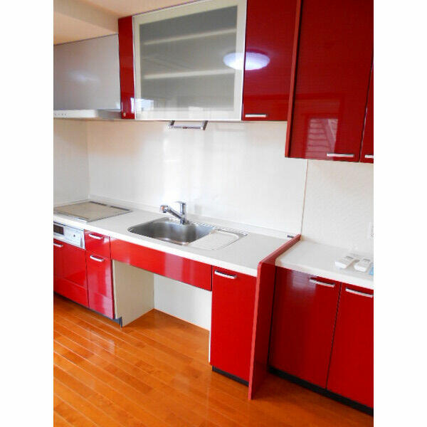 キッチン　※別部屋参考写真