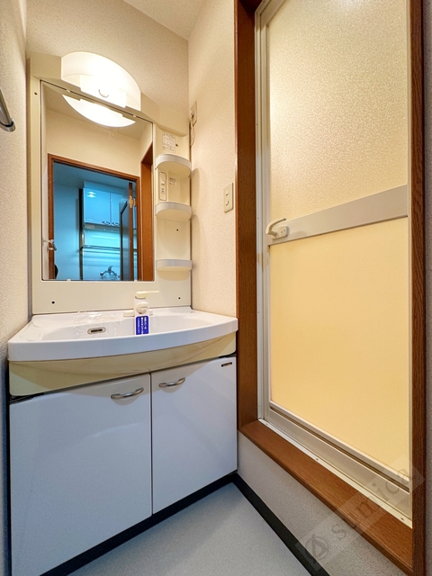 洗面設備　朝の身支度が楽々！！広い洗面＾＾