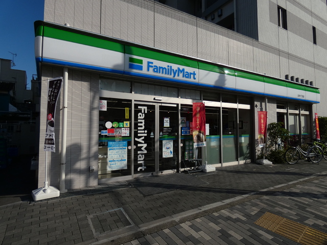 コンビニ　ファミリーマート北砂六丁目店（コンビニ）まで400m