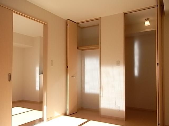 その他設備　★たっぷり収納★