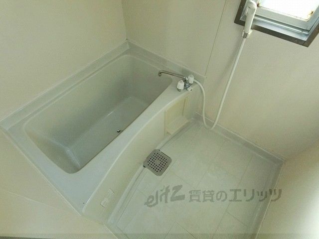 バス・シャワールーム　風呂