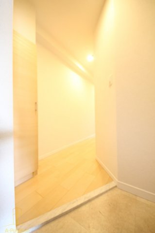 玄関　ラクラス長堀橋