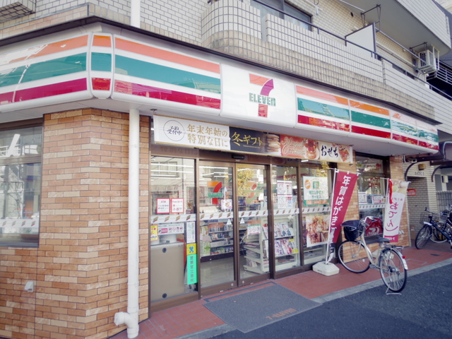 コンビニ　セブンイレブン北区王子本町1丁目店（コンビニ）まで414m