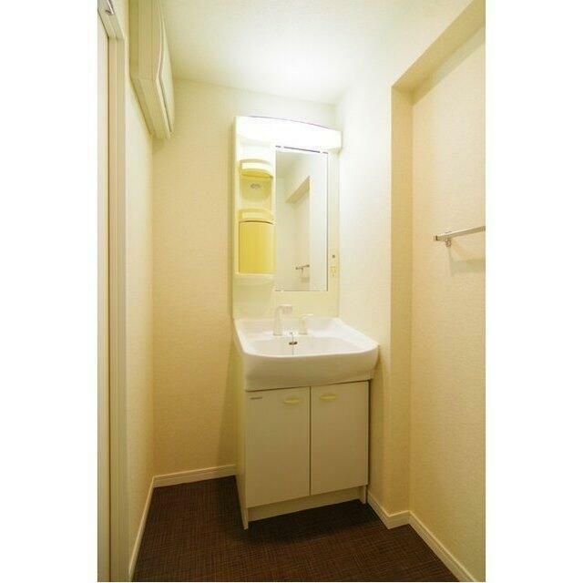 洗面設備　※他号室参考写真