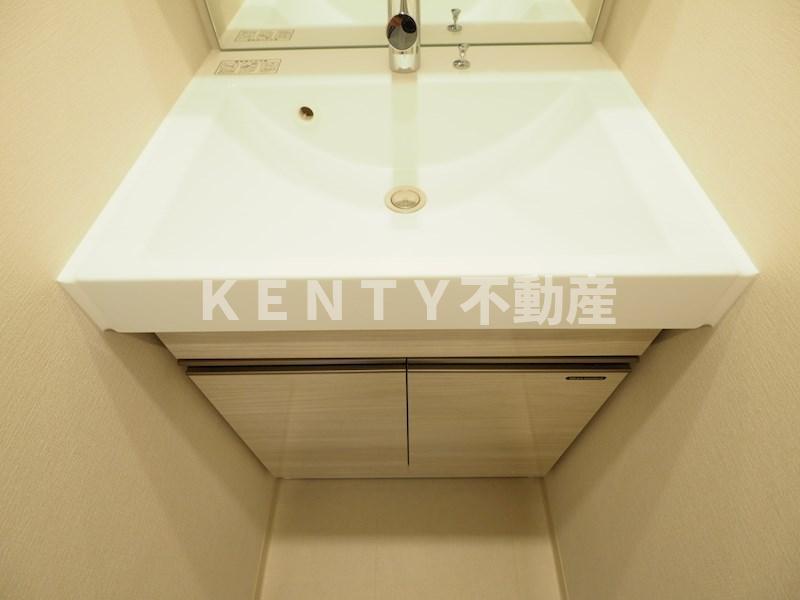 洗面設備　使いやすい洗面所です