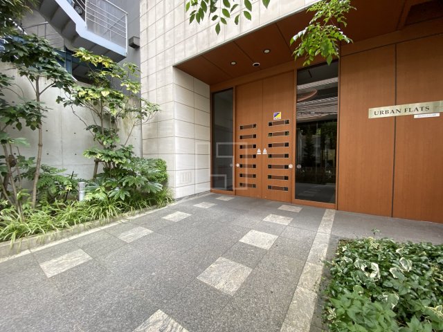 エントランス　アーバンフラッツ瓦町　エントランス