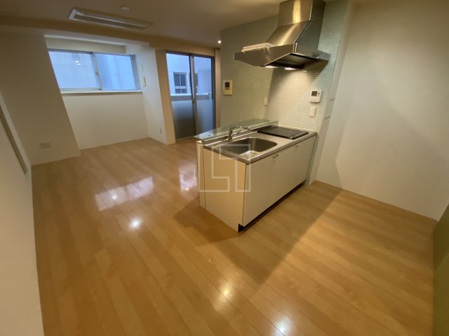 居室・リビング　アーバンフラッツ瓦町　リビング