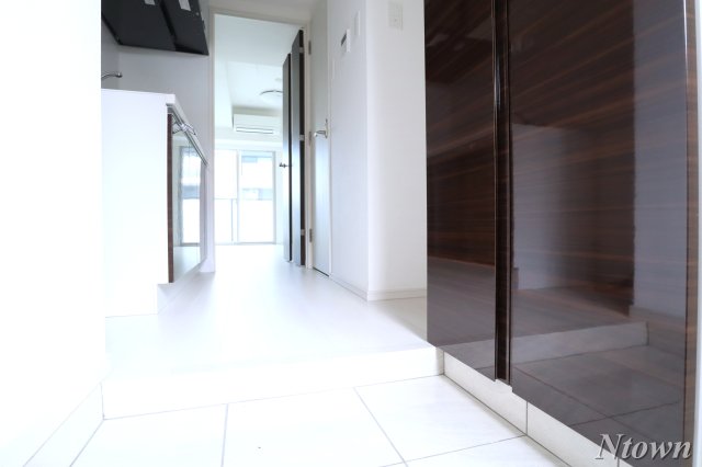 玄関　ゆったりとした玄関です