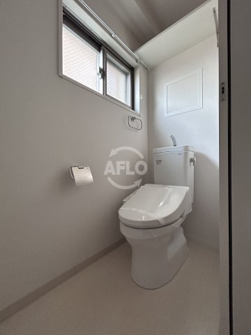 トイレ　RIDGEガーデン江坂I　トイレ