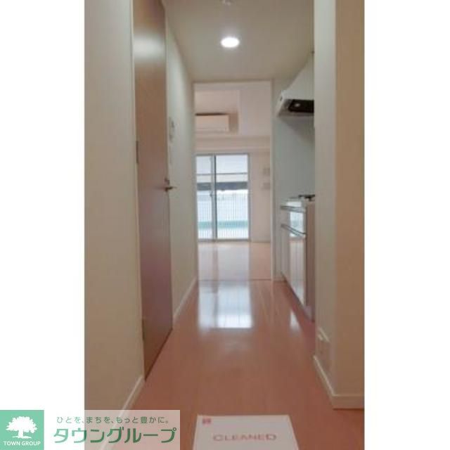 玄関　※写真は同タイプ住戸です。