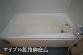 バス・シャワールーム　写真は反転のお部屋です