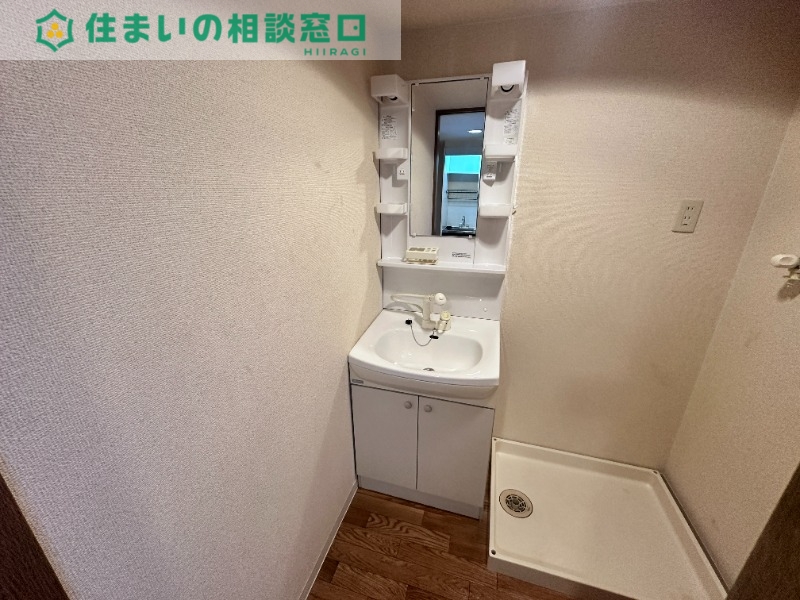 洗面設備　同型