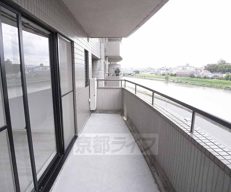 バルコニー　広いベランダです。