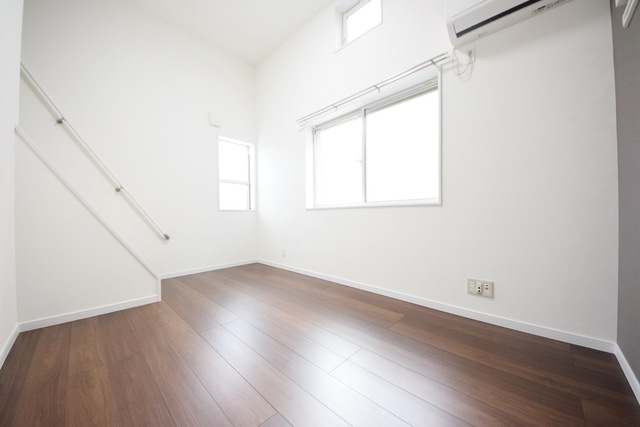 その他部屋・スペース　～明るい２面採光です～