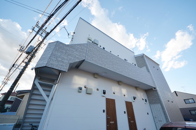 建物外観　～カッコイイ外観ですね～