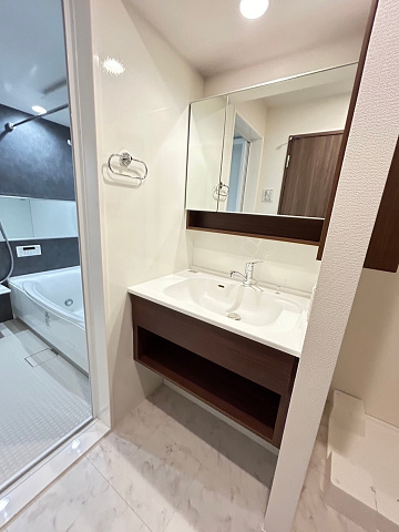 洗面設備　洗面所です