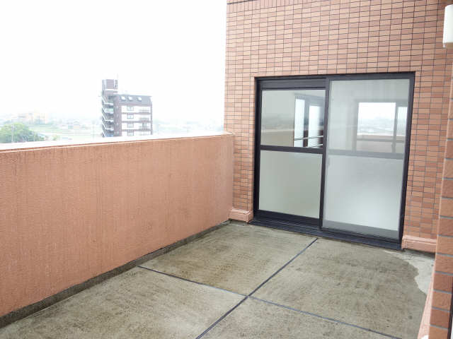 バルコニー　最上階で眺めも抜群です