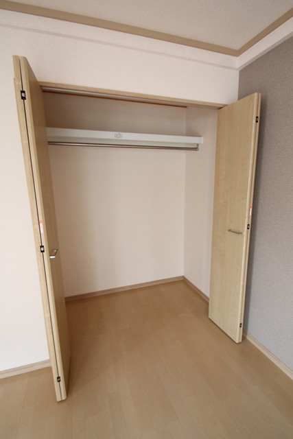 収納　クローゼット付