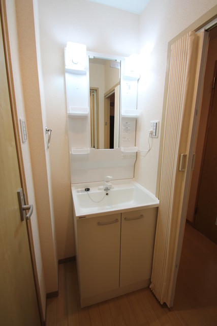 洗面設備　独立洗面台