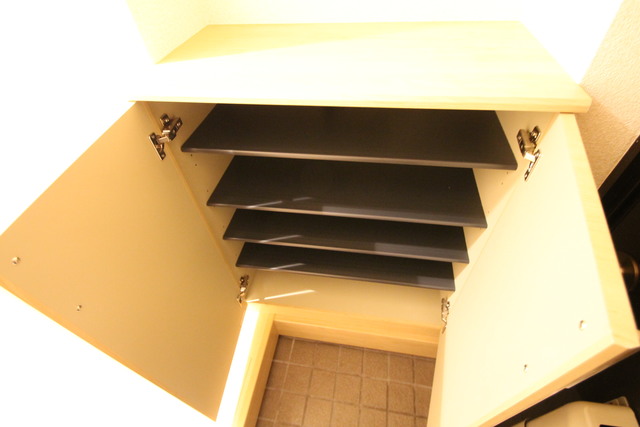 その他設備　下駄箱