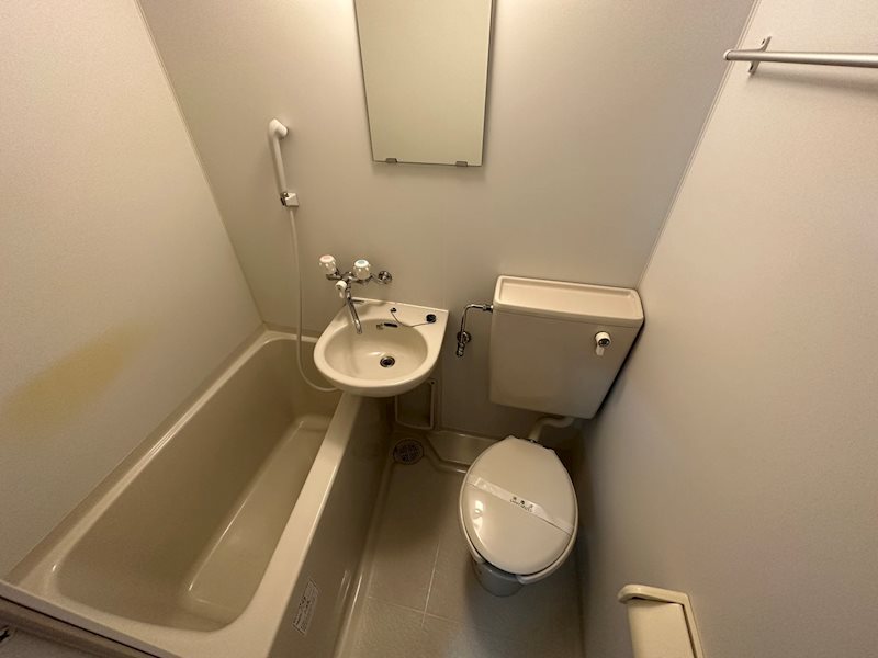 バス・シャワールーム　別号室の参考写真です★（実際のお部屋とは異なります）