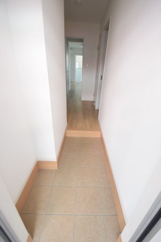 玄関　収納もある玄関です