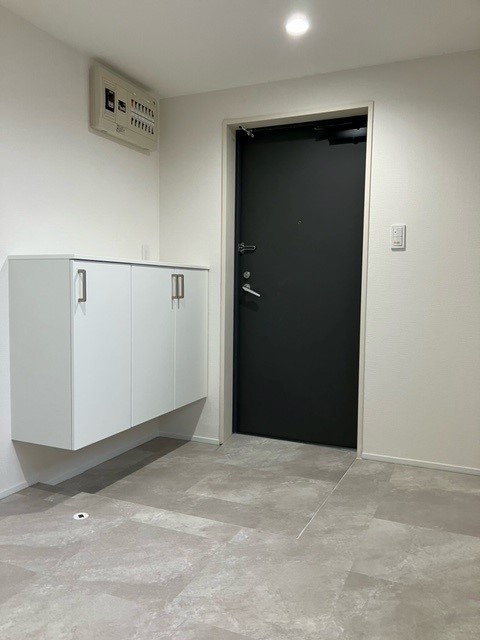 玄関　※参考写真