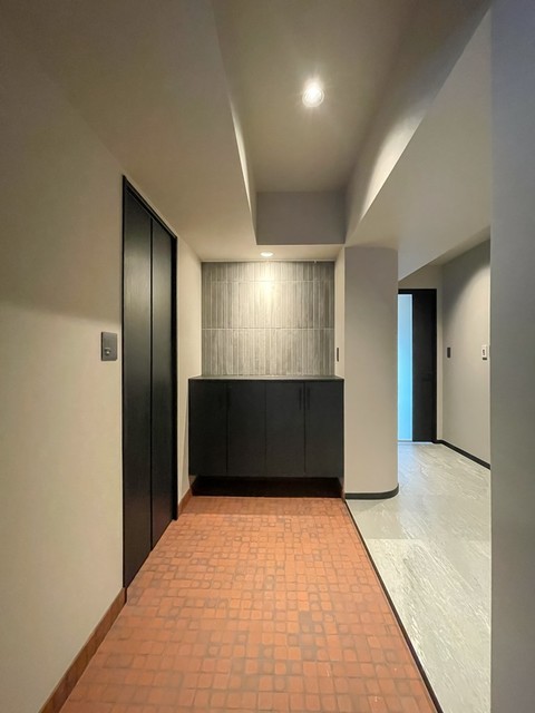 玄関　※写真は同タイプ住戸です。