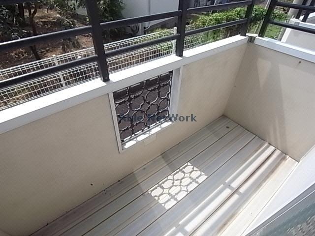 バルコニー　ベランダ