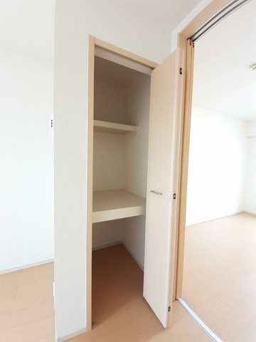 収納　たっぷりとした収納スペースです